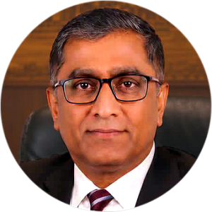විශේෂඥ වෛද්ය හර්ෂ සුරංග ප්රනාන්දු</br>ගරු ආණ්ඩුකාරතුමා Image